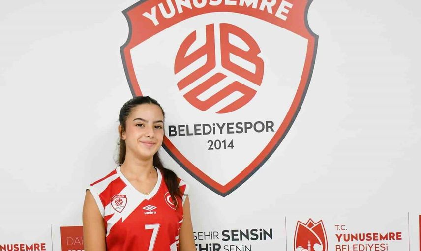 Yunusemre yeni sezonda genç libero Eylül Aydemir'e güveniyor