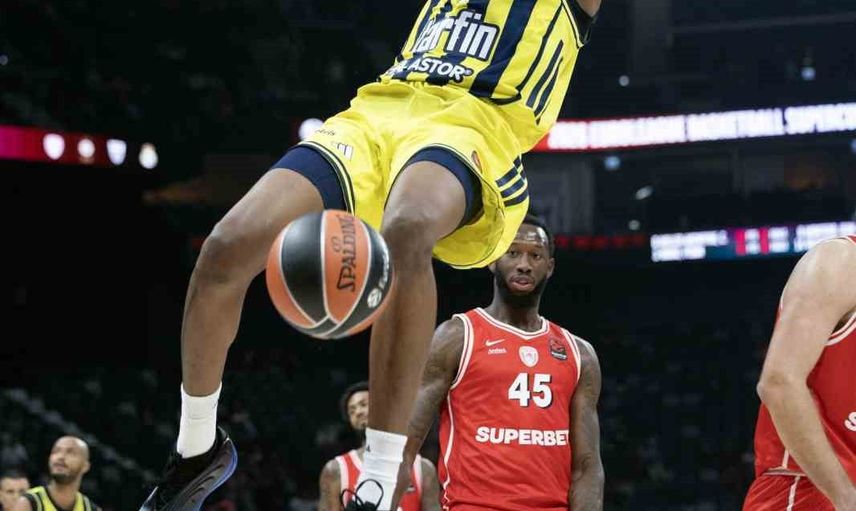 Euroleague süper kupa yarı finalinde Olympiakos 92-90 ile üstün geldi