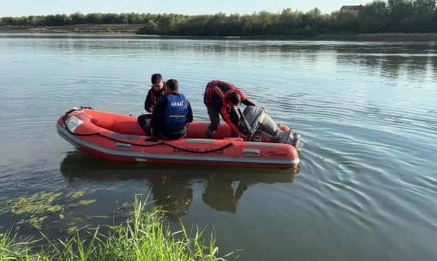 Meriç'te batan bottan geriye kalan umut: kayıp çocuk için aramalar devam ediyor