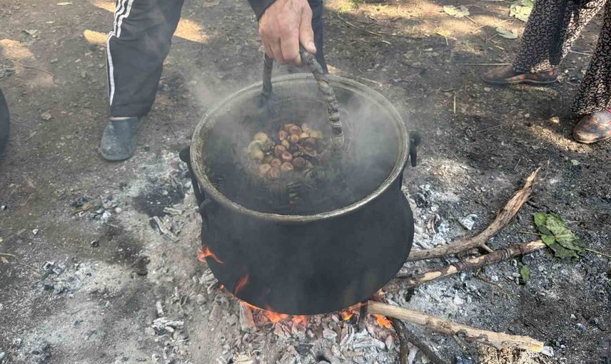Toroslardan kekikli kaynar suyla kurulan incir mirası