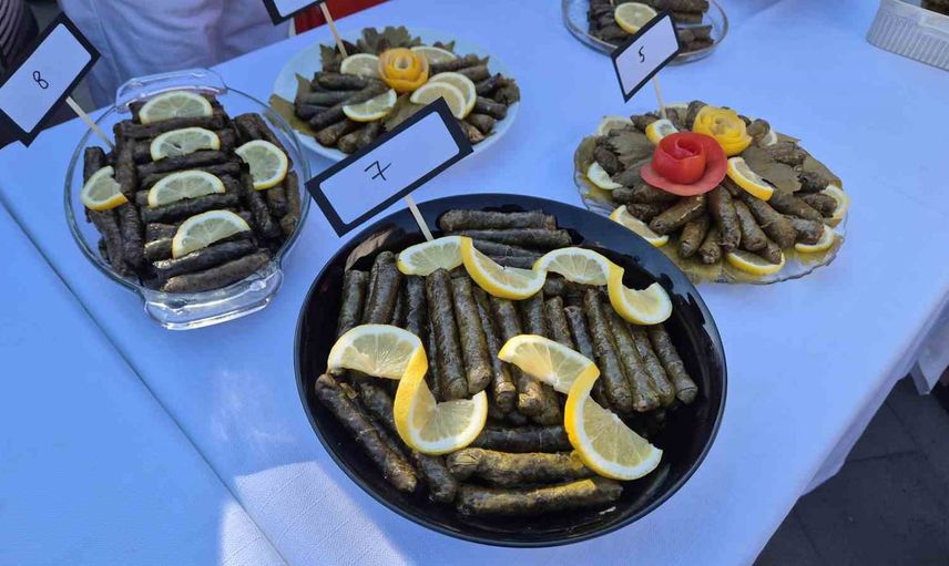 Sarma ve üzüm tatlıları Süleymanpaşa'da yarıştı