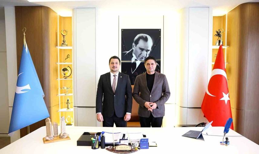İzmir barosu yeni yönetimiyle Aliağa'da adli hizmetlerde işbirliğini öne çıkardı