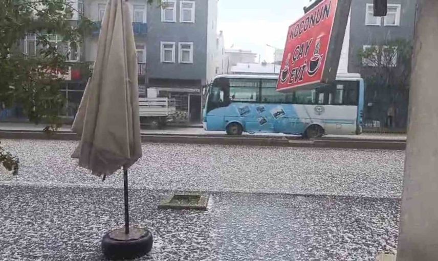 Bayburt'ta kuvvetli gök gürültülü sağanak uyarısı