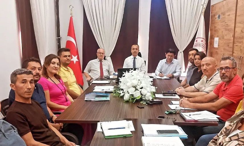 Yenipazar'da okullar yeni eğitim yılına koordineli hazırlanıyor