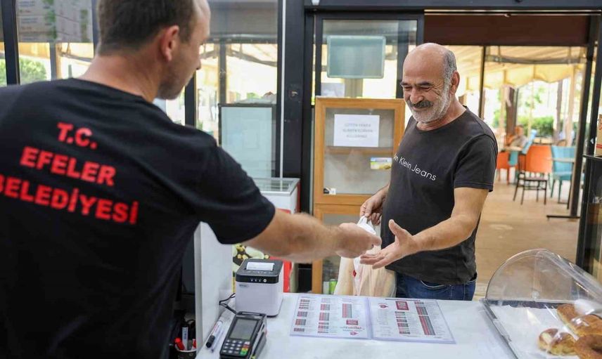 Belediyenin uygun fiyatlı ekmeği Efeler'de aile bütçelerine katkı sağlıyor