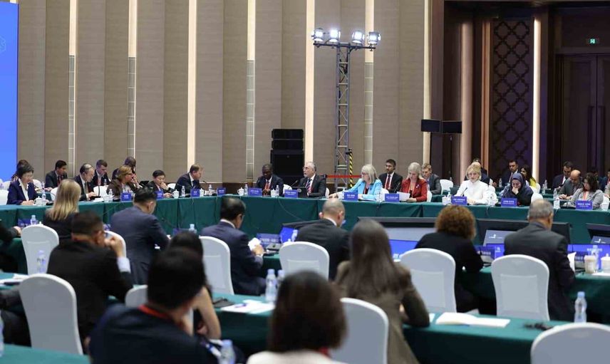Bakan ışıkhan şanghay’da: yapay zekayı insan kapasitesini geliştiren araç olarak konumlandırmalıyız