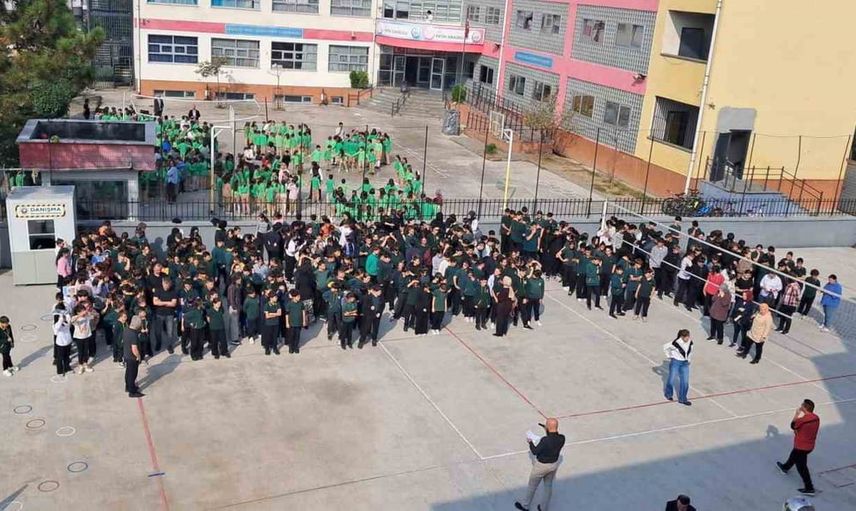 Düzce'de okullarda eş zamanlı tahliye: afet bilinci uygulamalı eğitimle güçlendirildi