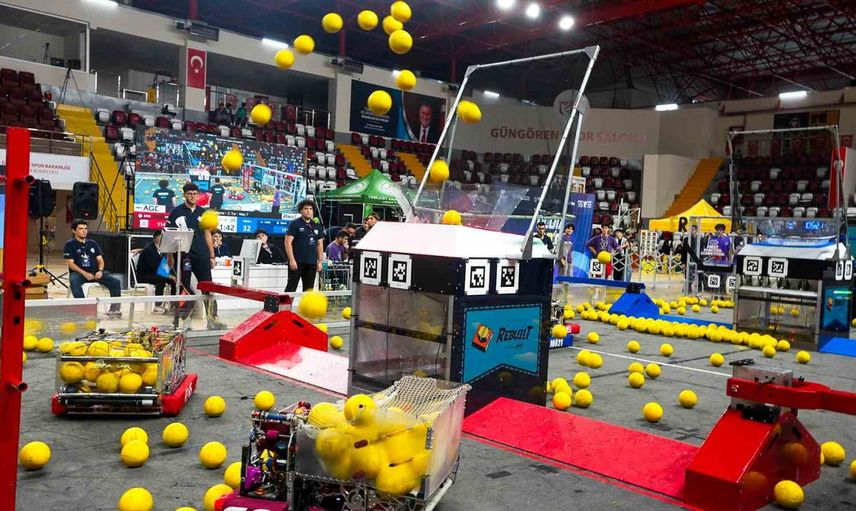 Liseli mucitlerin robotları Yıldız’da üç günlük rekabete çıkıyor