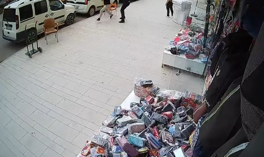 Vatandaşın müdahalesiyle polisten kaçan şüpheli yakalandı