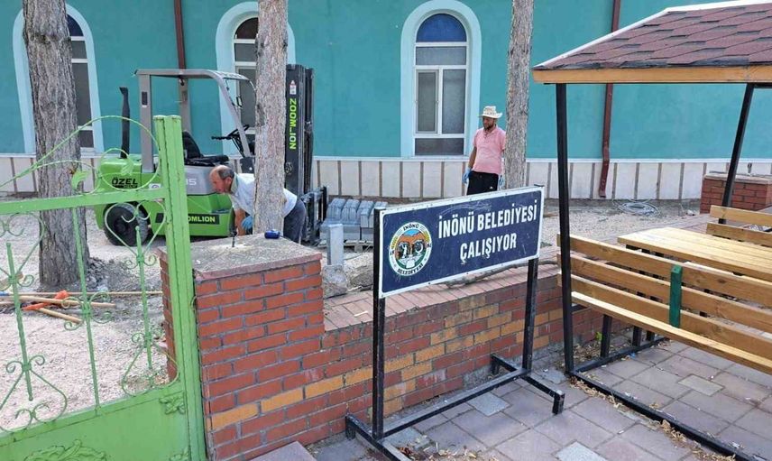 İnönü belediyesi Yenice Mahallesi Merkez Camii'ni sosyal alanlarla birlikte yeniledi