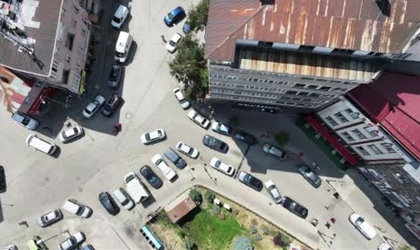 Esnafın asılı uansı: yakutiye'de ters yön paniğine kendi çözümünü astılar