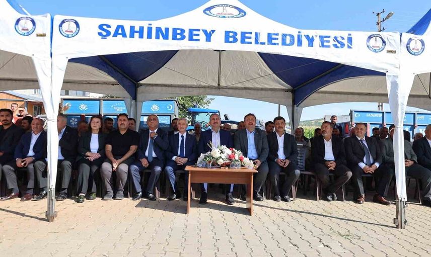 Tohumdan berekete: Şahinbey'den çiftçiye 1.800 tonluk destek