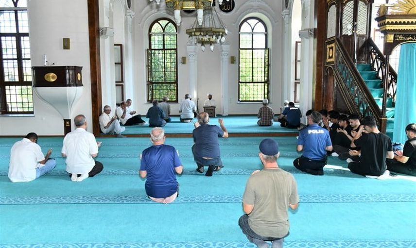 Gazi Serdar Çetkin için Rüstempaşa Camii'nde birlik ve dua gecesi