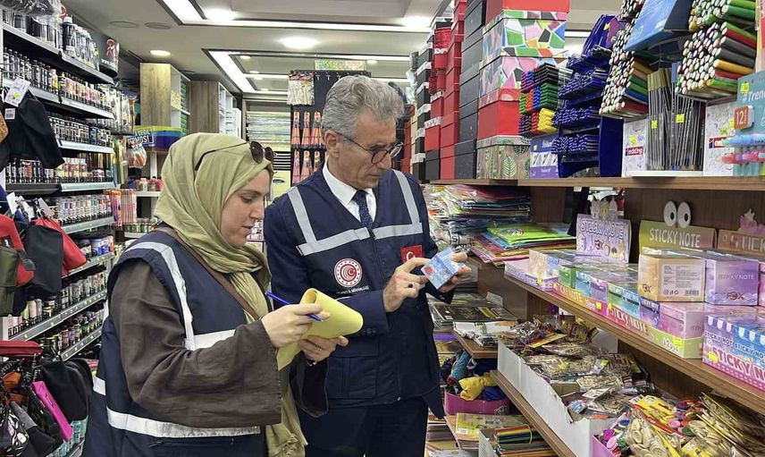 Mersin'de kırtasiyelerde etiket ve kasa fiyatı uyumu mercek altında