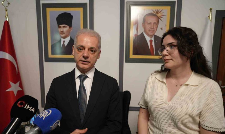Zorlu sürecin ardından doktor oldu: Erzincan'da başhekim olarak göreve başladı
