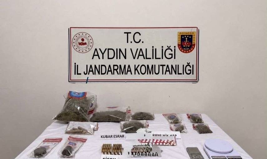 Söke'de eş zamanlı uyuşturucu operasyonunda 3,3 kilogram esrar ele geçirildi
