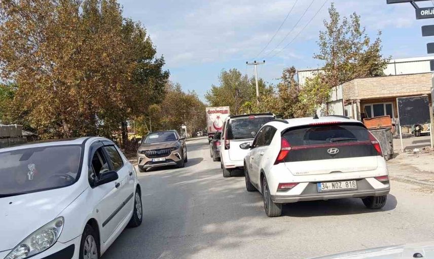 Alaaddinbey'de trafik yükü çevre yolu talebini öne çıkardı