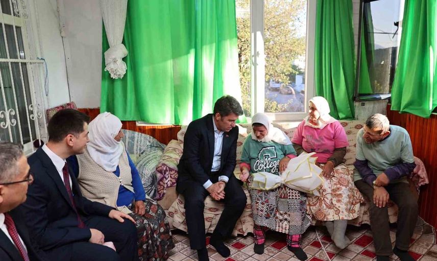 Fedakârlık evinde: üç engelli evladına hayatını adayan annenin yanında devlet vardı