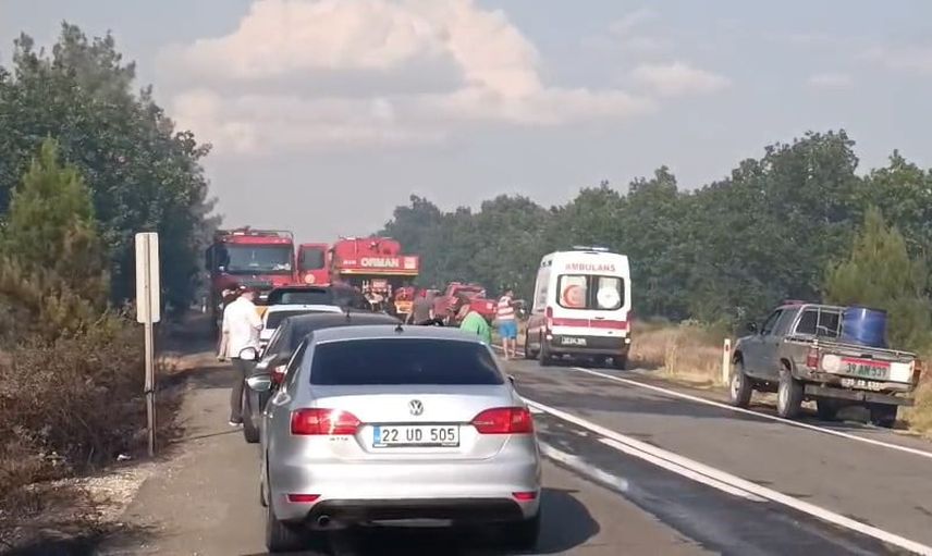 Edirne'de tarladan ormana yayılan yangına helikopter ve arazözlerle müdahale
