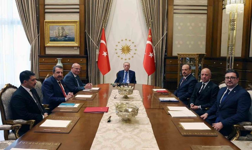 Cumhurbaşkanlığı'nda Erdoğan ile Canbolat bir araya geldi