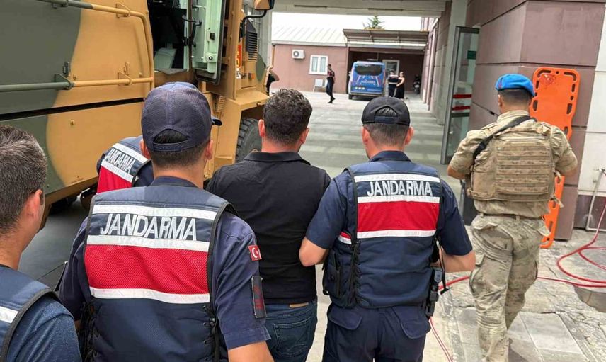 Kayınbiraderini mezarlıkta vuran şüpheli jandarmaya yakalandı