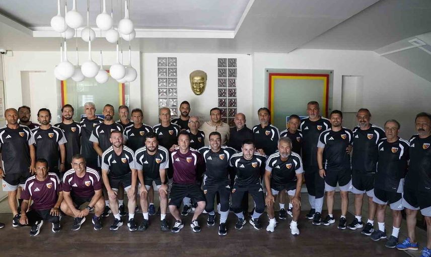 Kayserispor akademi 22 antrenörle genç yapısını güçlendiriyor