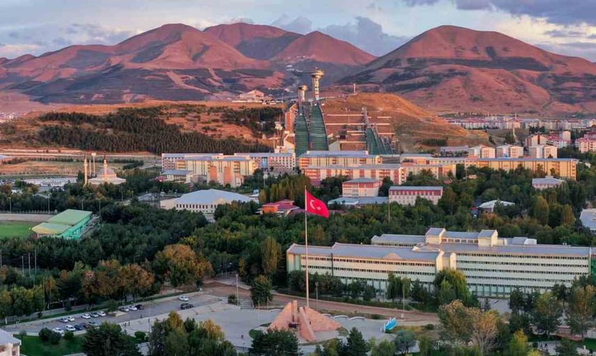 Atatürk Üniversitesi'nden uluslararası yankı: 14 araştırmacı iki listede çift başarı