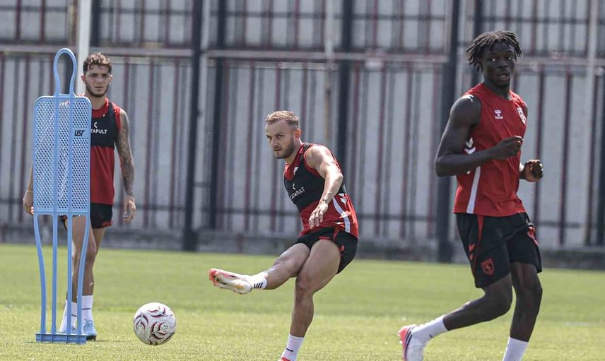 Samsunspor izini bitirdi, Fenerbahçe sınavı için tempoyu yükseltti