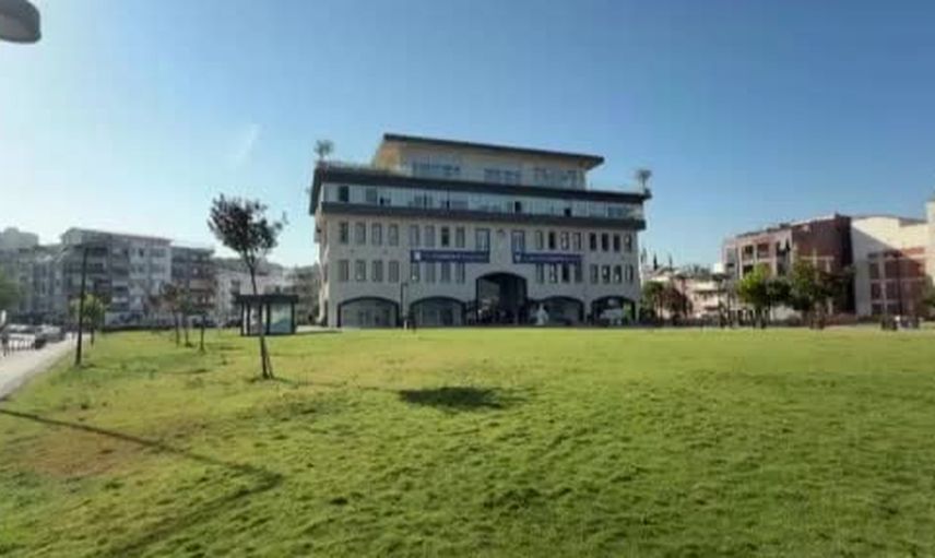 Kuşadası belediyesinde rüşvet ve irtikap iddialarına yönelik geniş çaplı operasyon