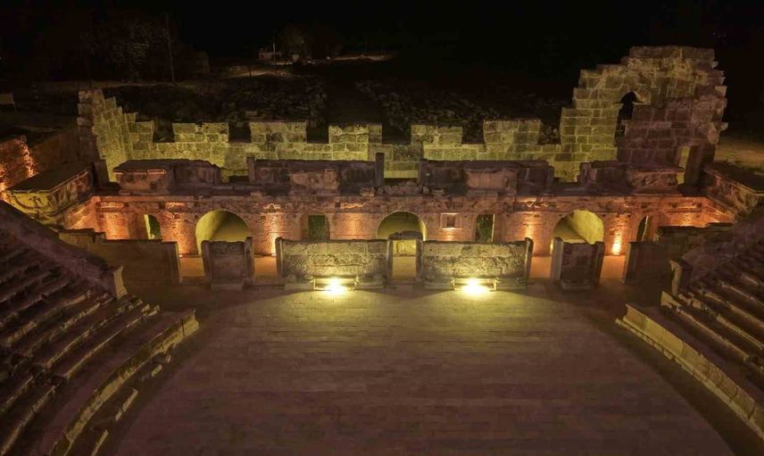 Tlos antik kenti gece müzeciliğinde kendi enerjisini üretiyor