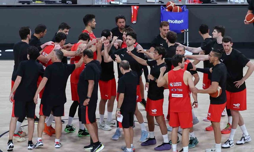 Milliler ikinci turu lider açıyor: Litvanya sınavı İstanbul'da