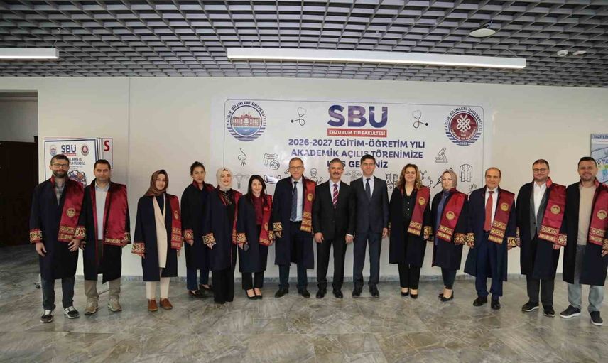 SBÜ Erzurum Tıp Fakültesi'nde 2026-2027 akademik yıl törenle başladı