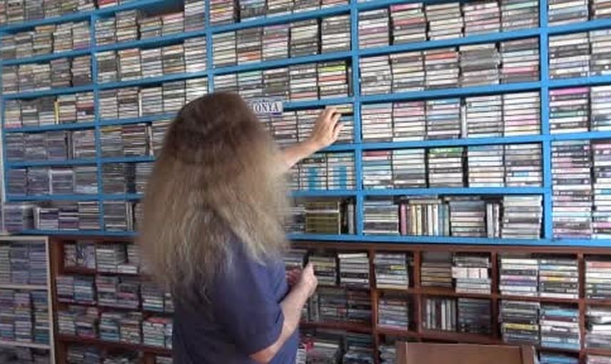 Nostalji rafları Samsun’da: binlerce kaset, CD ve plak müşteri bekliyor