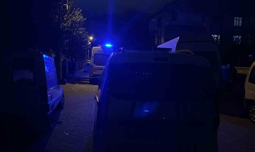 konya'da park halindeki otomobilin arka koltuğunda 22 yaşındaki genç ölü bulundu