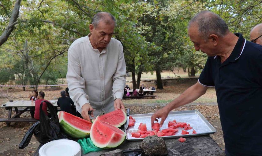 Egekent çalışanları orkestrayla doğada yılın stresini attı