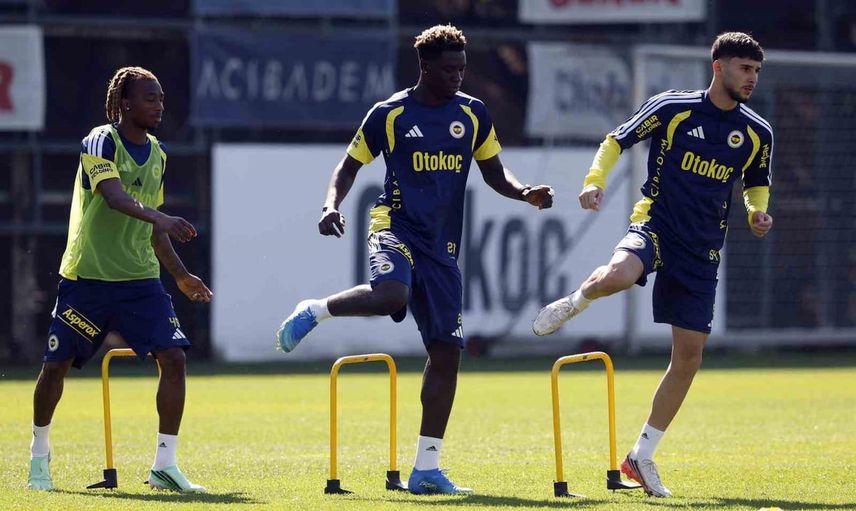 Fenerbahçe avrupa sınavı için Villa Park hazırlıklarını başlattı