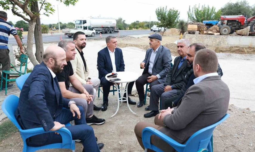 Başkan Şimşek mahallelerin talep haritasını muhtarlarla çıkarıyor