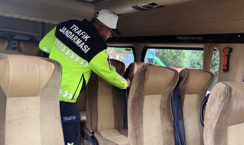 Hayrabolu’da öğrenci yolculuğuna önlem: jandarmadan servis denetimi