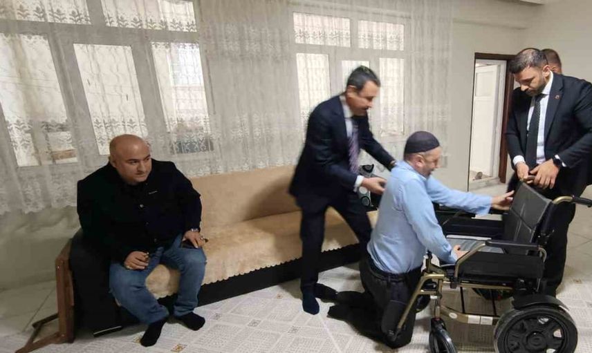 taziye sırasında akülü sandalye talebi anında karşılandı