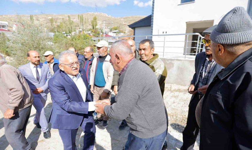Yedioluk'ta cami yeniden hayat buldu