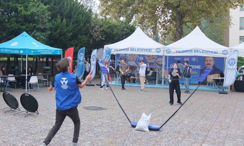 Yıldırım’da gençlere sıcak karşılama: üniversite hayatına destek