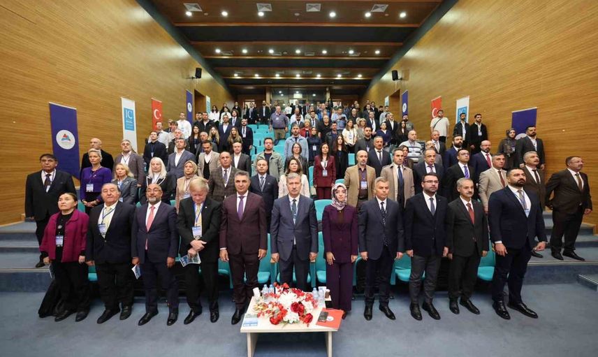 Ağrı'da Durupınar araştırmasında koridor ve üç katlı oluşum bulguları radar verileriyle ayrışıyor