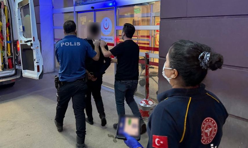 iki kardeş arasında bıçaklı kavga: 2 yaralı