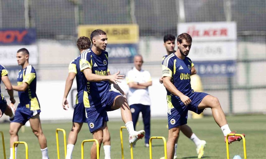 Şampiyonlar ligi hazırlığı: Fenerbahçe Roma sınavına hazırlanıyor