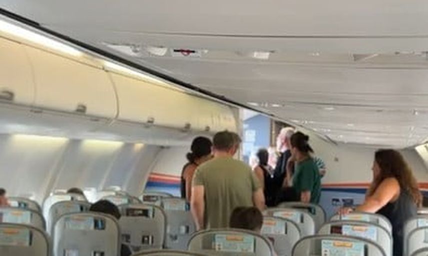 Antalya havalimanı'nda uçakta saatlerce bekleyiş ve bagaj belirsizliği yolcuları mağdur etti