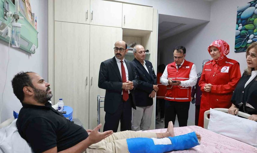 Türk Kızılay Kahire’de Gazze’den gelen hastalara yeni tedavi destekleri açıkladı