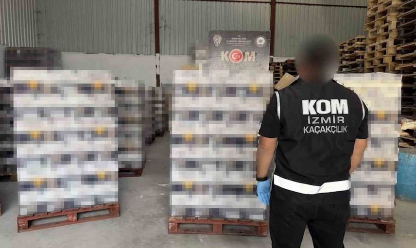 Buca'da depoda 23 bin şişelik kaçak içki operasyonu