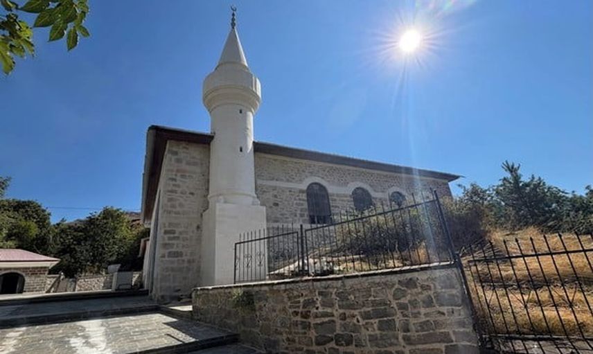 Asırlık mabetler depremden sonra cemaatleriyle yeniden buluşuyor