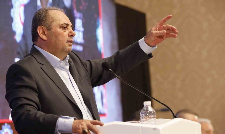 Sendikadan üniversiteli çocuklara yıllık burs desteği: Özçelik-İş 750'den fazla öğrenciye destek verecek