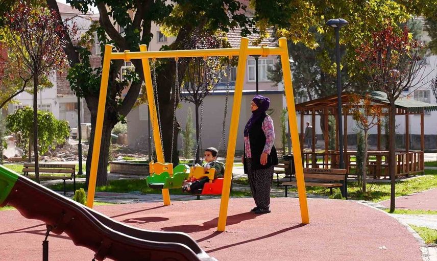 Kültür Mahallesi'nde spor, kütüphane ve yeşili bir araya getiren yaşam alanı